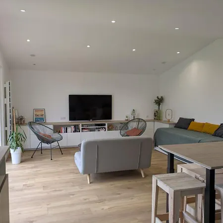 Agreable Dependance ! Апартаменты