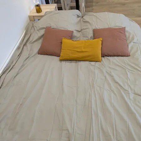 Agreable Dependance ! Апартаменты