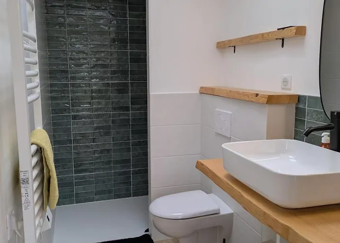 Agreable Dependance ! Le Bignon