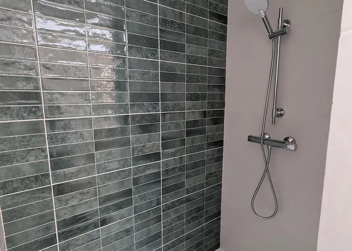 Dépendance ! Appartement Le Bignon